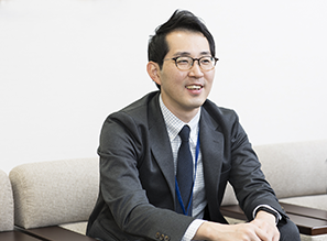 鈴木暁雄