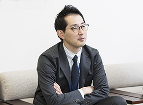 鈴木暁雄
