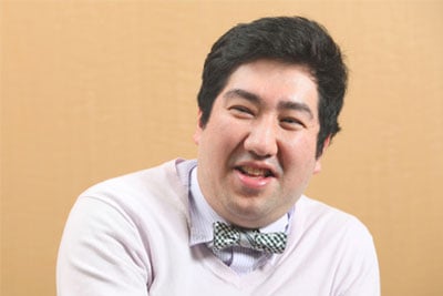 小川卓氏