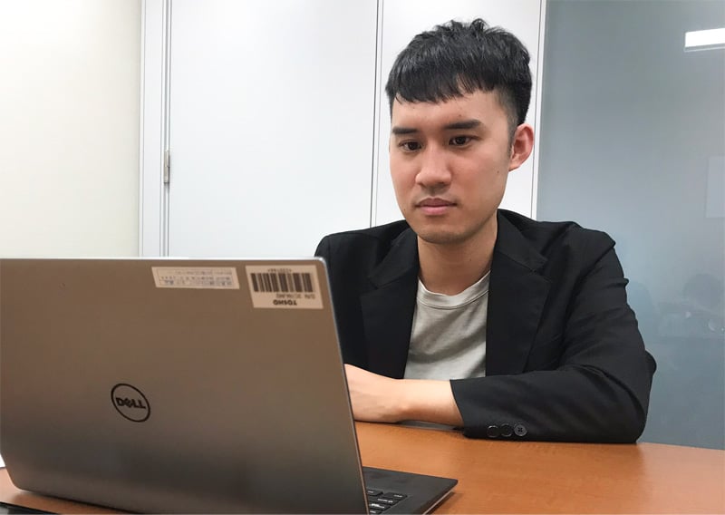 CXMは感情を元にした定性データ、CRMは定量データを扱う