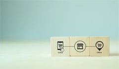 OMOとは？オムニチャネルとの違い、事例を解説