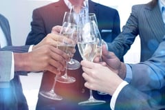 周年イベントとは？目的や企画アイデア、実施の流れ、事例も紹介 | TOPPANクロレ株式会社