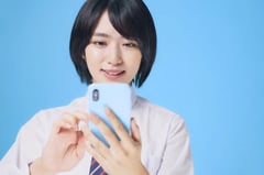 TikTokマーケティングとは？戦略や注意点を詳しく解説 | TOPPANクロレ