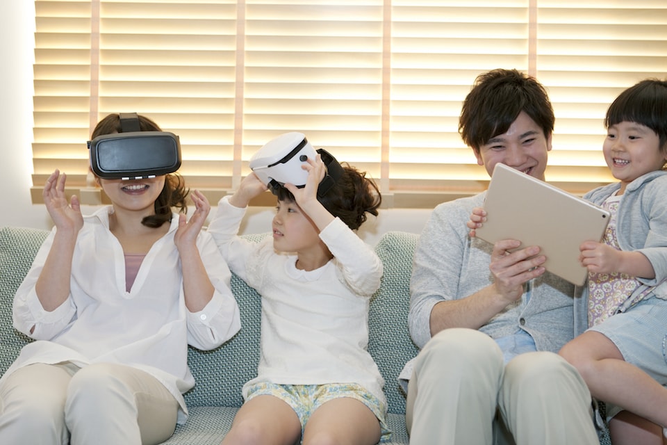 もう関係ないじゃ済まされない！どんどん身近になるAR、VR、MRを理解しよう | TOPPANクロレ