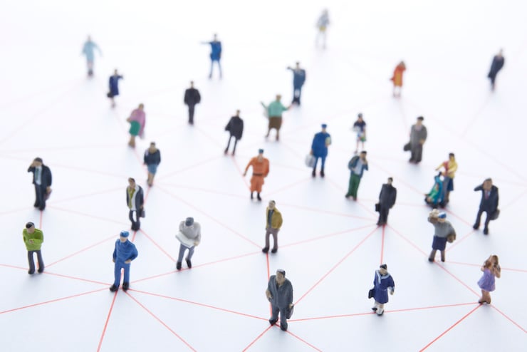 ソーシャルメディアとは？意味やSNSとの違い、ビジネスでの活用について解説 | TOPPANクロレ